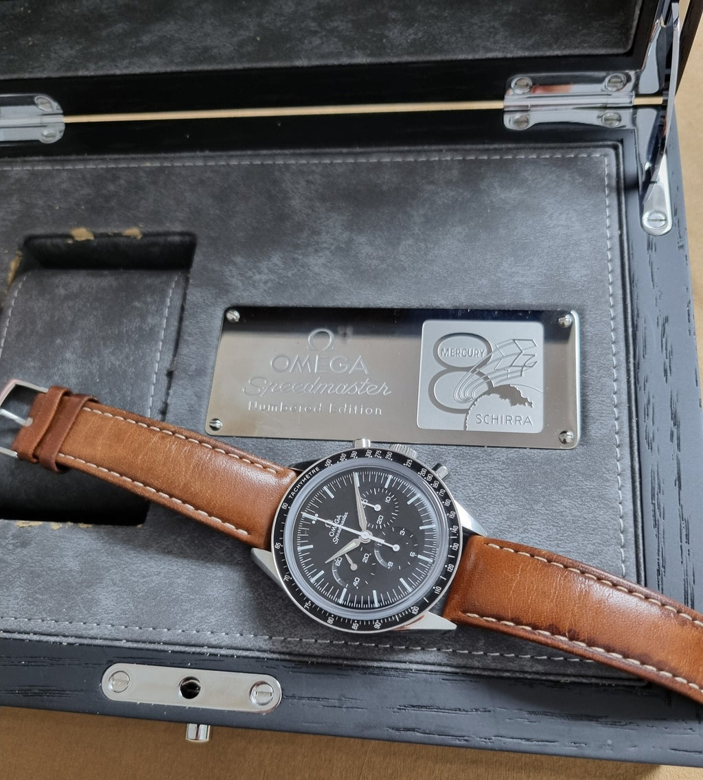 Omega - Speedmaster - 311.32.40.30.01.001 - Hombre - 2000 - 2010