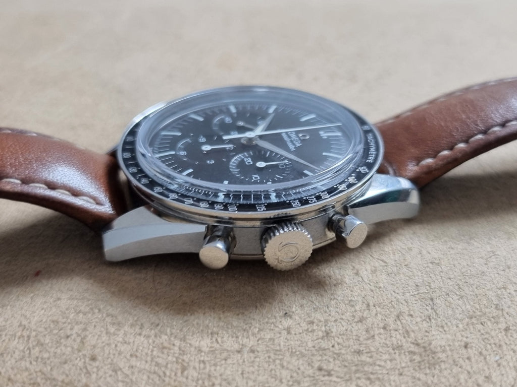 Omega - Speedmaster - 311.32.40.30.01.001 - Hombre - 2000 - 2010