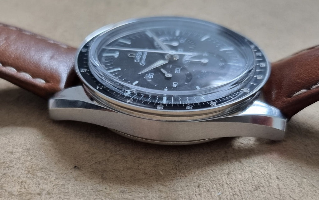 Omega - Speedmaster - 311.32.40.30.01.001 - Hombre - 2000 - 2010
